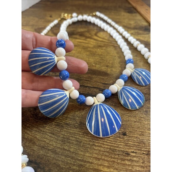 Liz Claiborne White Strand & Blue Shell Necklace Lot Beach Chic Set Summer Style - Picture 4 of 10